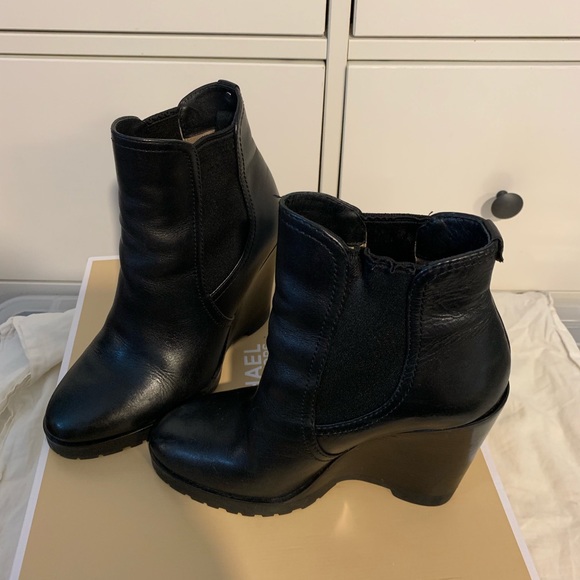 Michael Kors Thea wedge ankle boots - Picture 6 of 6